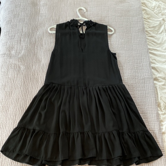 Black Aritzia Sunday Best sleeveless Raleigh Dress size Small in EUC. - Picture 2 of 9